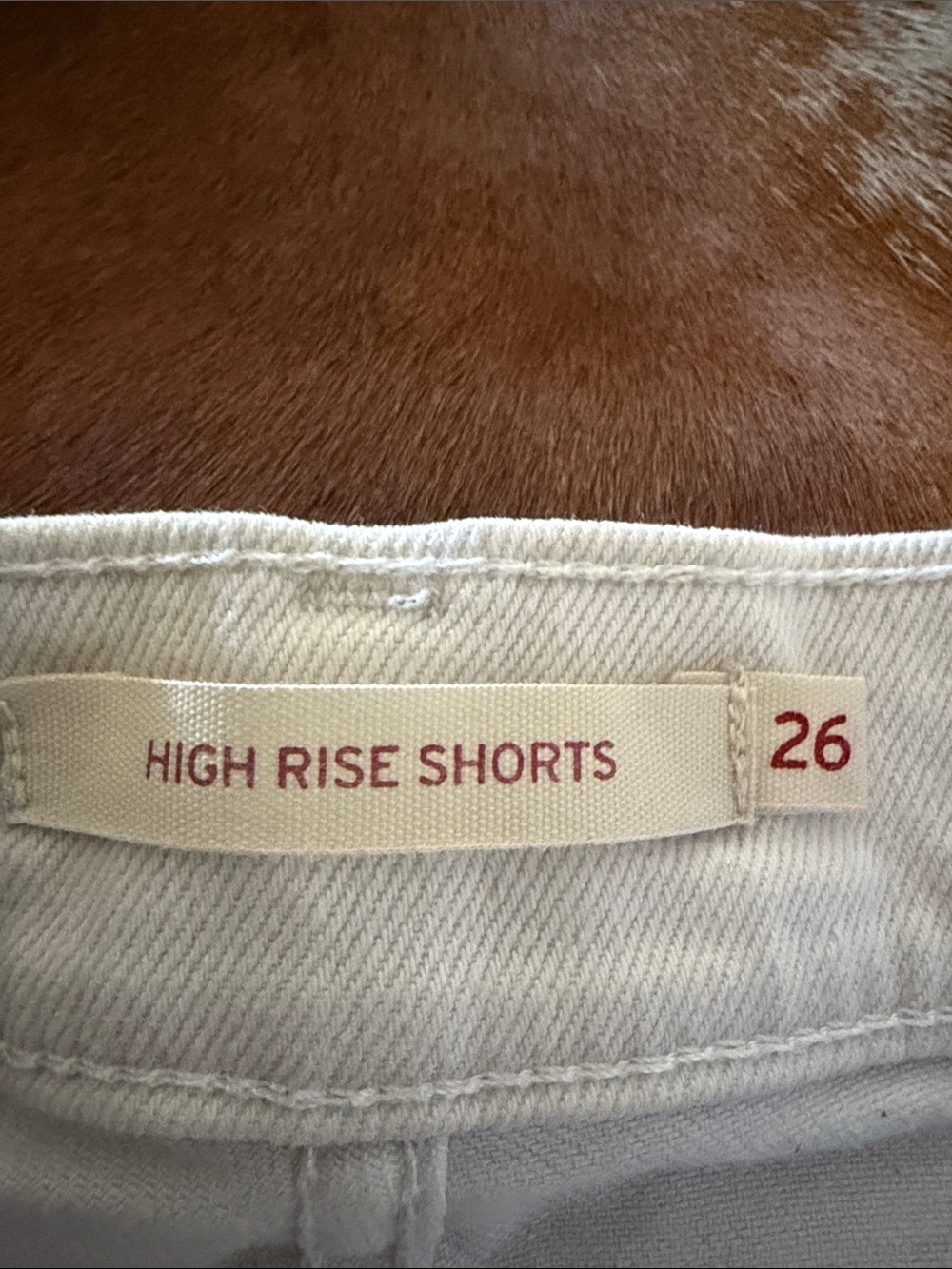 Levi's White Denim Cutoff Shorts - Picture 8 of 9
